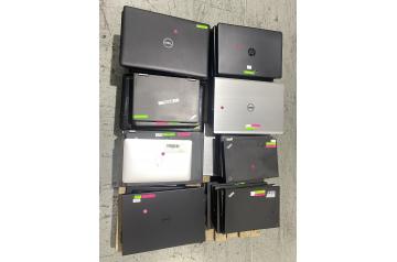 38x Mixed laptops